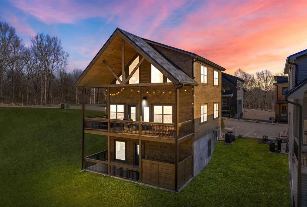 Smoky Fun Cabin Pigeon Forge Dış mekan fotoğraf